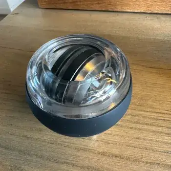 Curaball – Strengthen Your Hands & Relieve Pain Naturally!